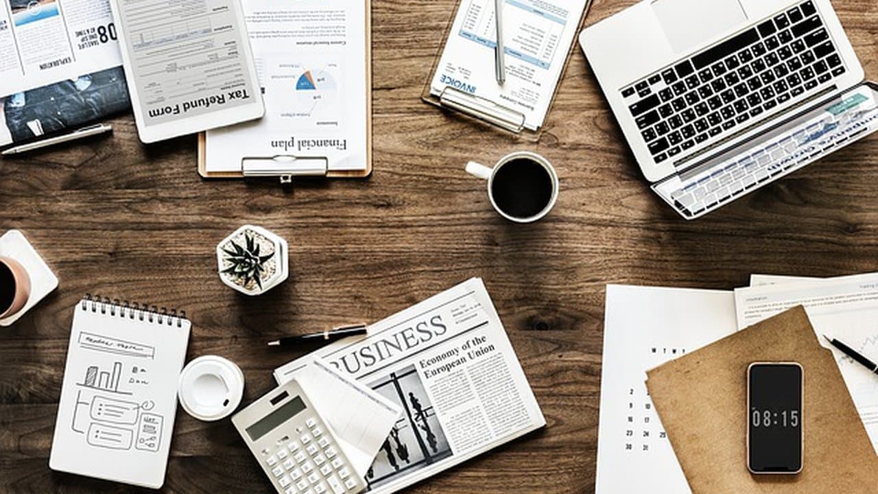 5 Reasons You Need a Graphic Designer on Your Marketing Team