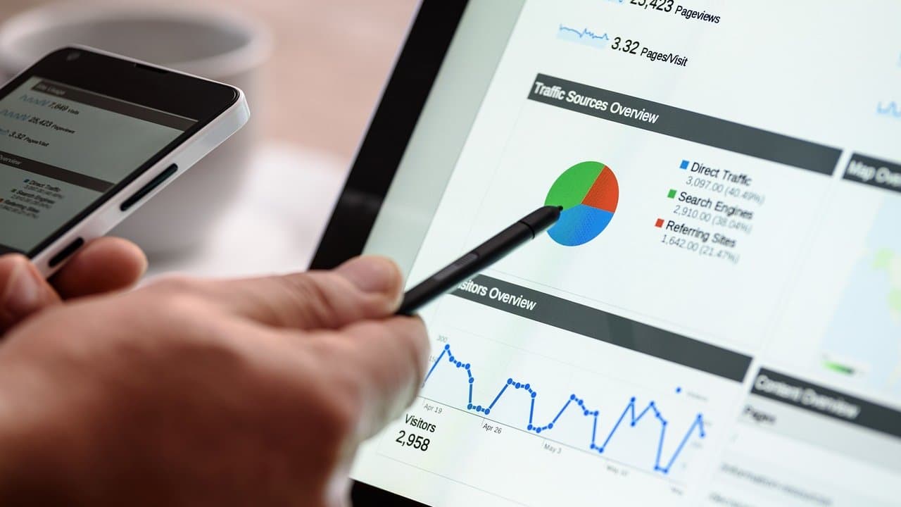 How to Reach a Local Audience Through the Internet